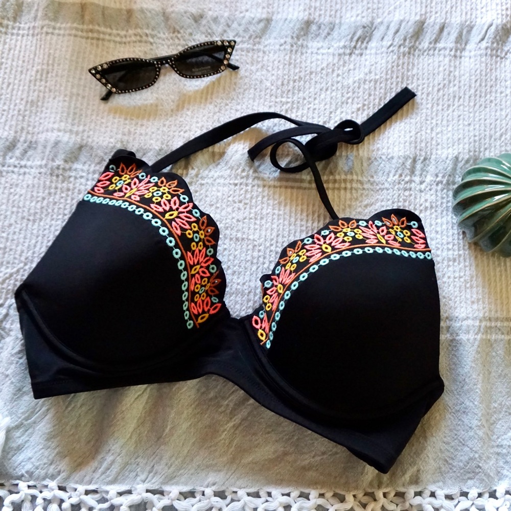 NEW! Black Bikini Top